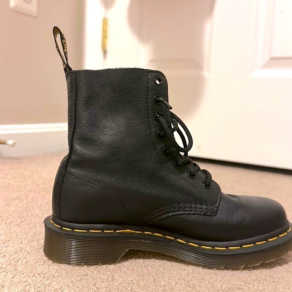 Dr. Martens Shoes - This season, step into battle with the new Jadon Boot from Dr. Martens!
